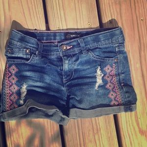 Kids 7 year old jordache shorts